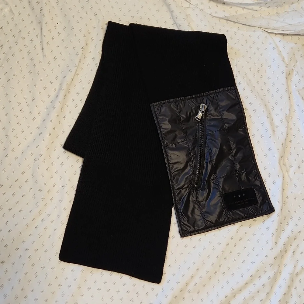 NWOT, John Varvatos mens scarf with nylon zip pocket 8